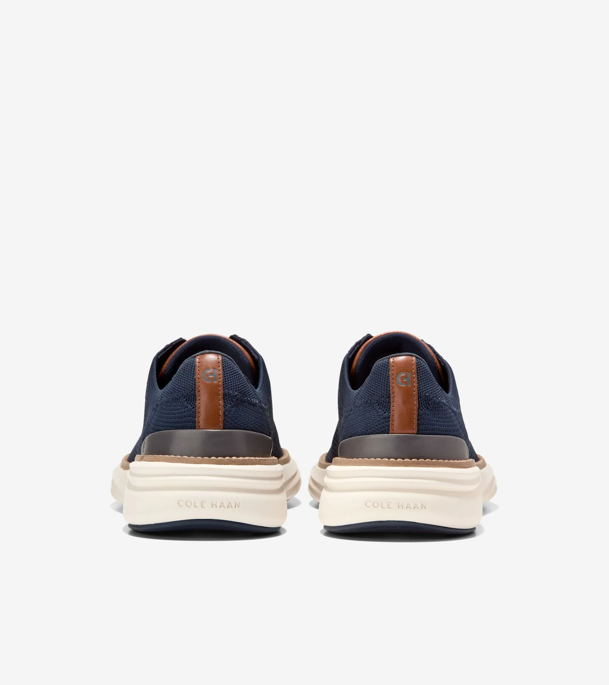 Men's ØriginalGrand Horizon Stitchlite™ Wingtip Oxfords - Image 3